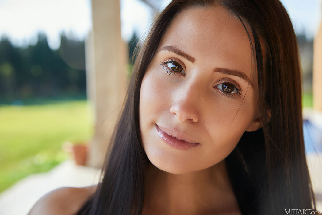 MetArt Vanessa Angel – Patio Flirt Part02 (65P)