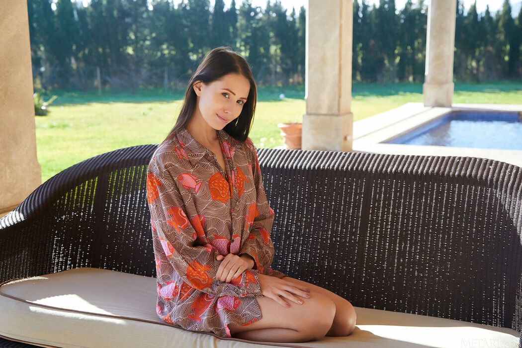 MetArt Vanessa Angel – Patio Flirt Part01 (68P)