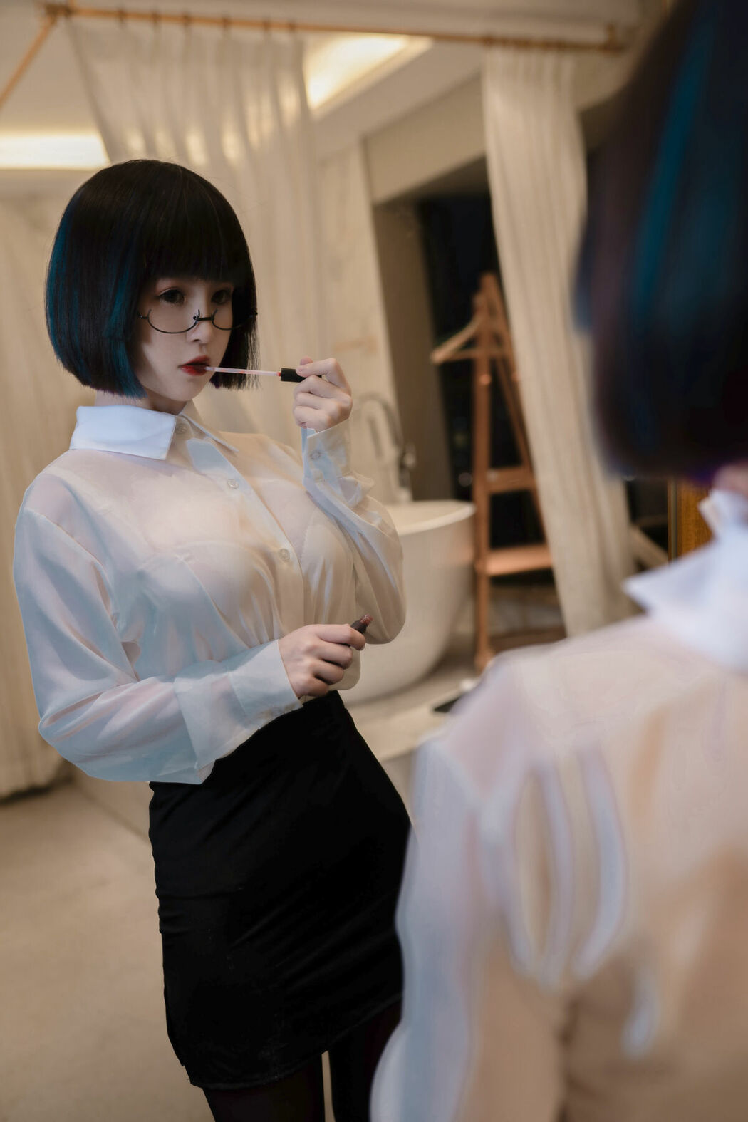 Coser@晕崽Zz – 迷情小秘 (44P)