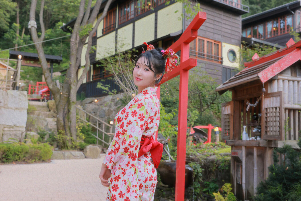 SWEETBOx Coco &ndash; Nijimori (71P &ndash; 2V)