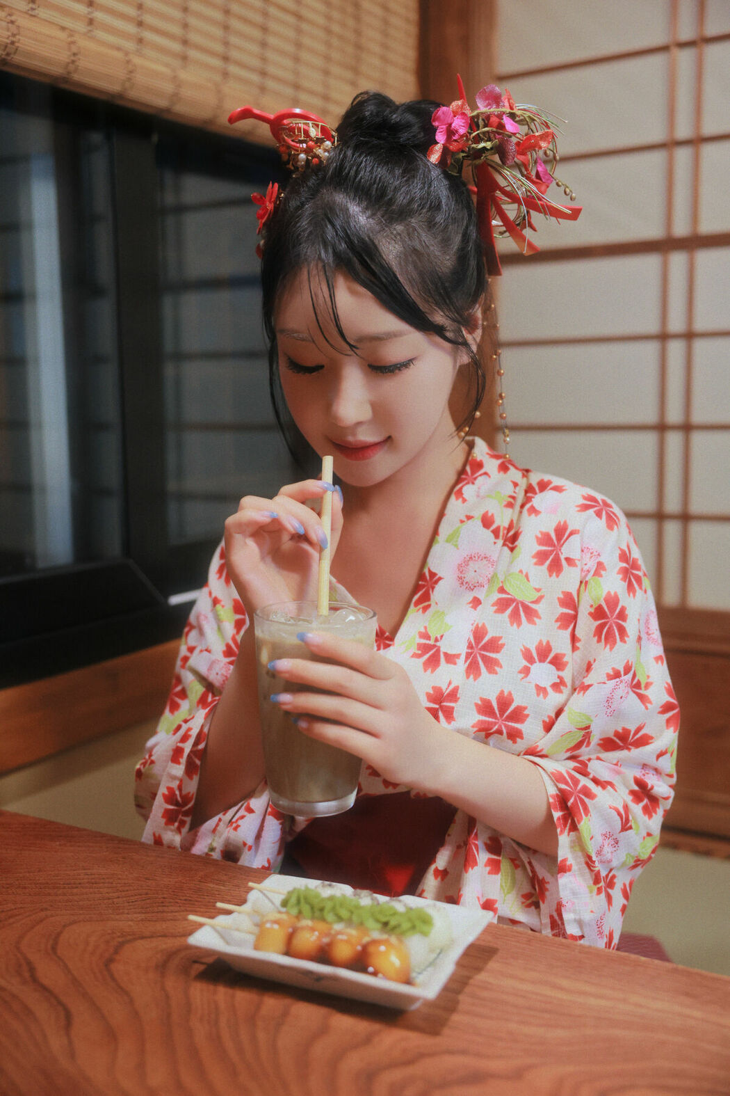 SWEETBOx Coco &ndash; Nijimori (71P &ndash; 2V)