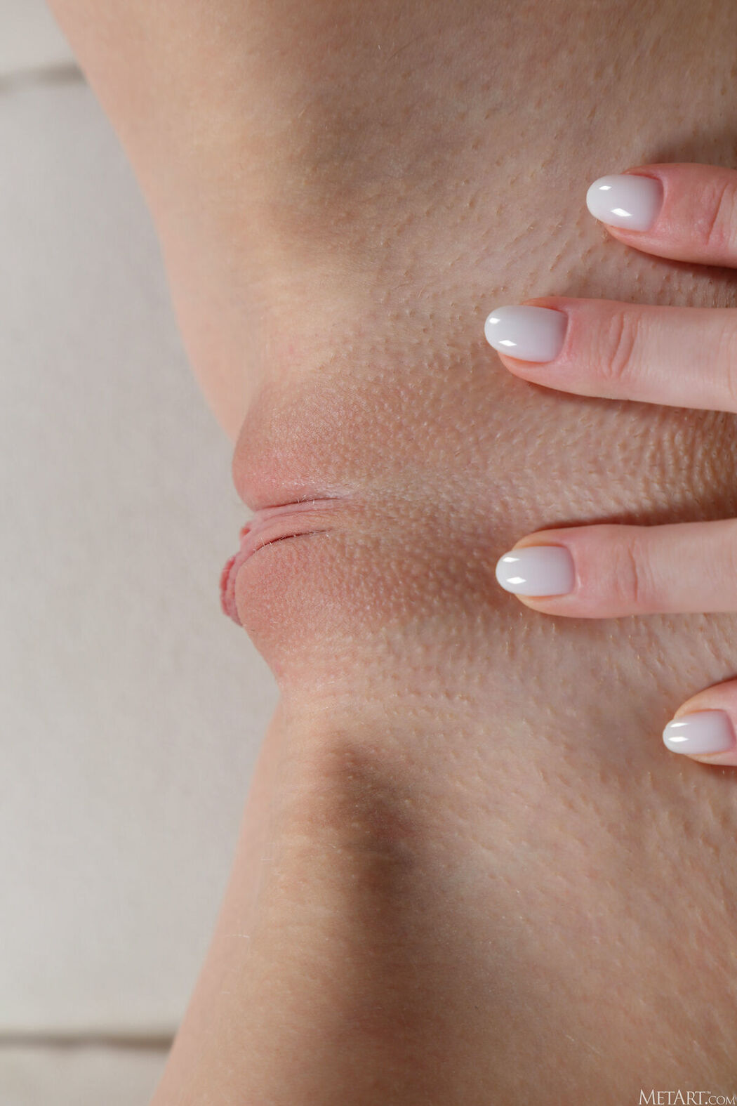 MetArt Foxy Sofilie – Crimson Contrast Part02 (62P)