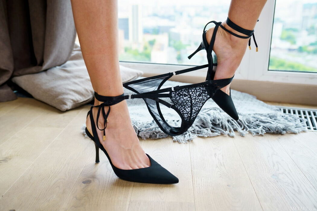 MetArt Viksi – Elevate Part01 (68P)