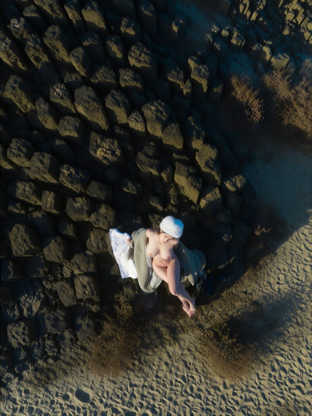 Si Ku Er 思酷儿 – R18 林希威社模特 乳神精美合集 (38P – 4V)