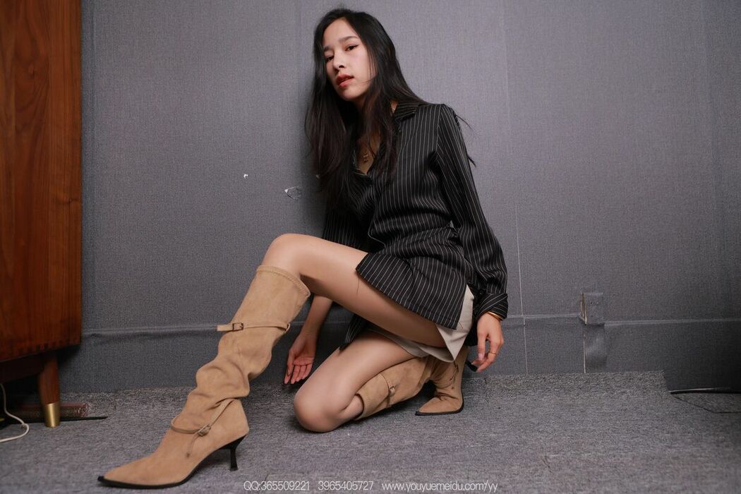 IESS异思趣向 SXJ No.2217 Mei Ko Part01 (49P)