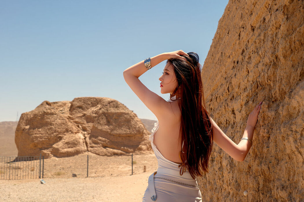 Coser@年年Nnian – 风 (51P)