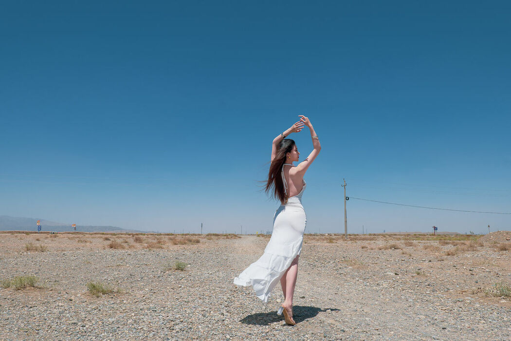 Coser@年年Nnian – 风 (51P)