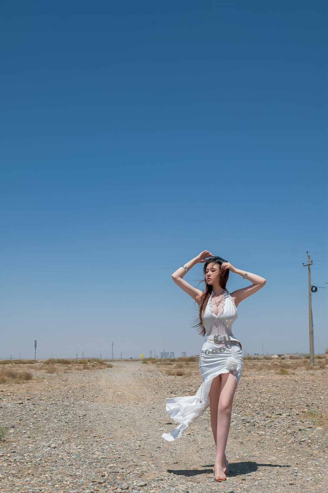 Coser@年年Nnian – 风 (51P)