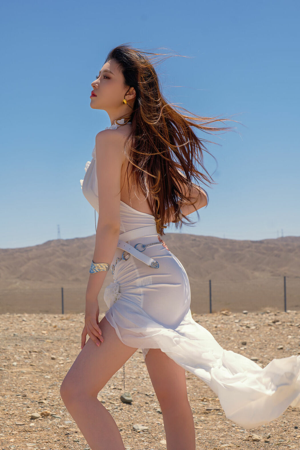 Coser@年年Nnian – 风 (51P)