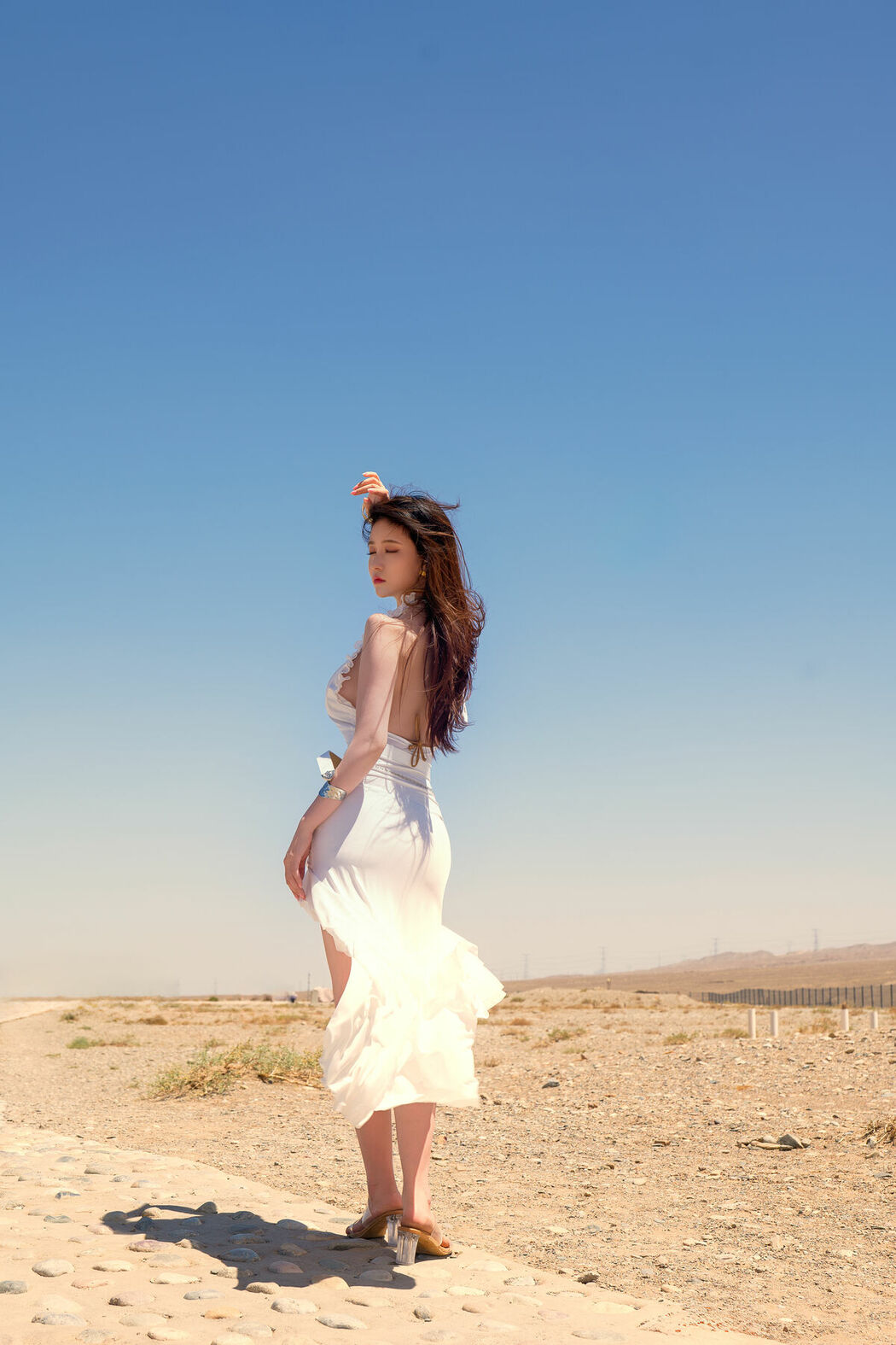 Coser@年年Nnian – 风 (51P)