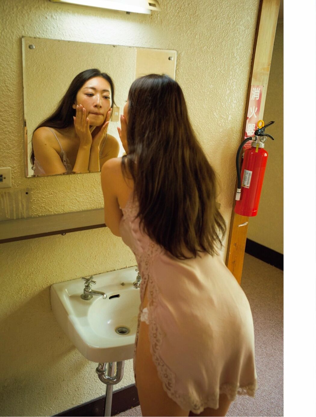 JP Reiko Kobayakawa 小早川怜子 – 美しすぎる熟女優待望のファースト写真集 Part02 (46P)