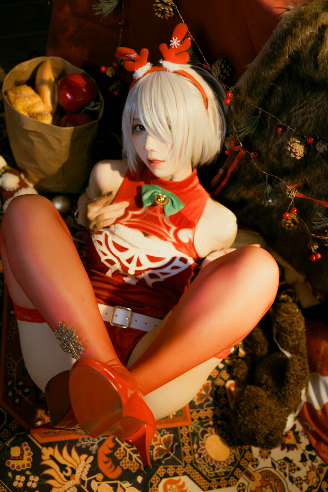 Coser@九曲Jean – 尼尔&middot;机械纪元 2B圣诞 (41P)