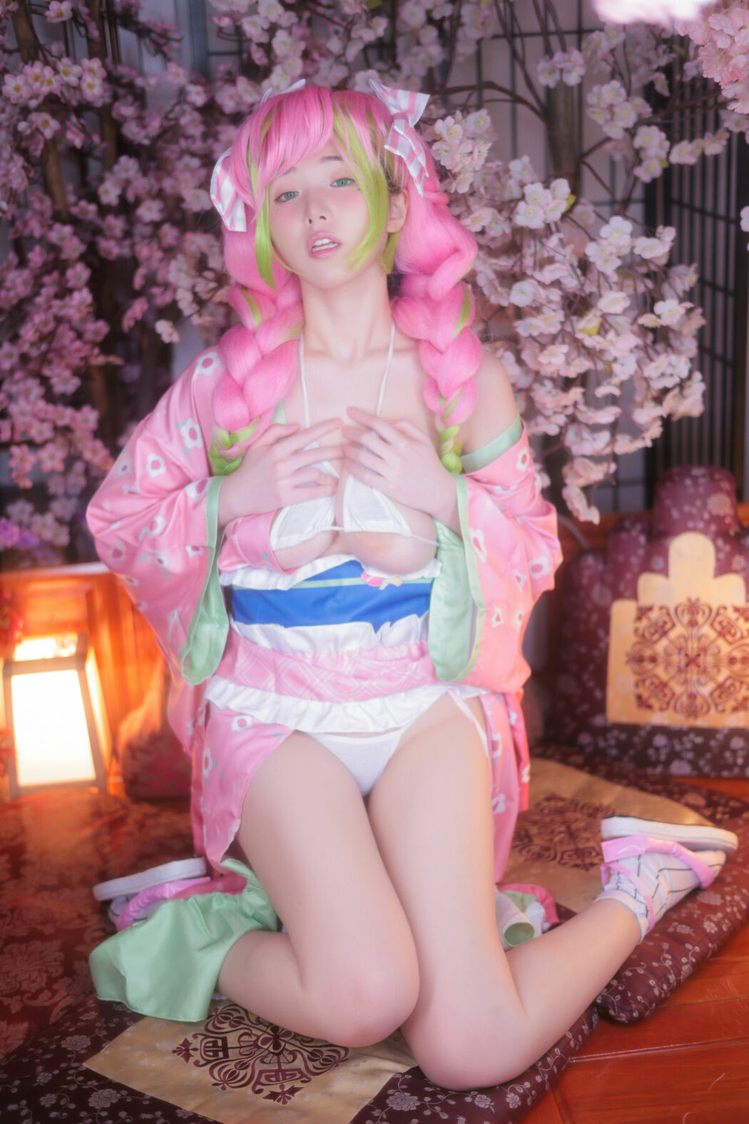 Yeon Woo 연우 – MITSURI Part02 (54P)