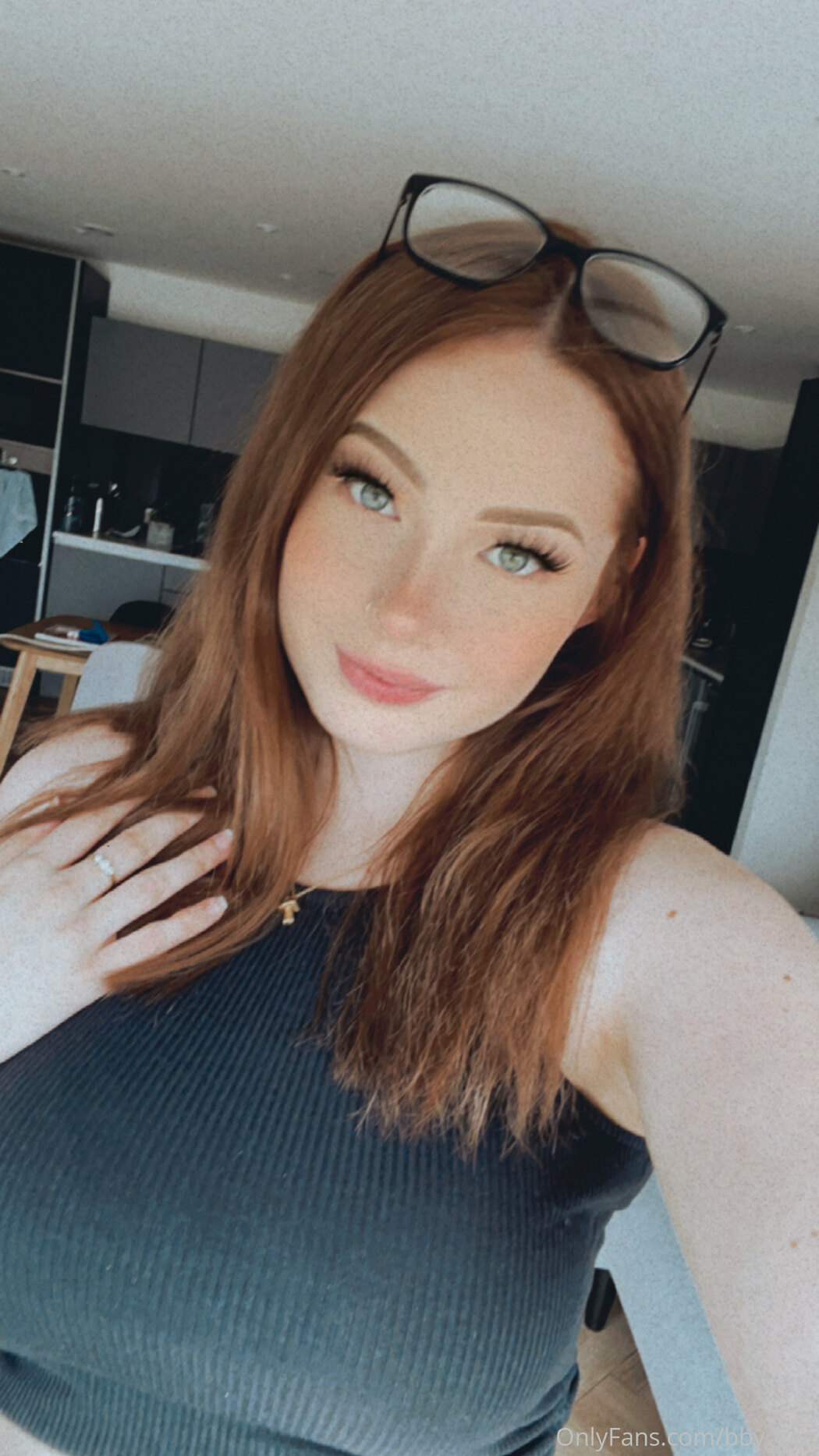 Evie Gee bby_gee