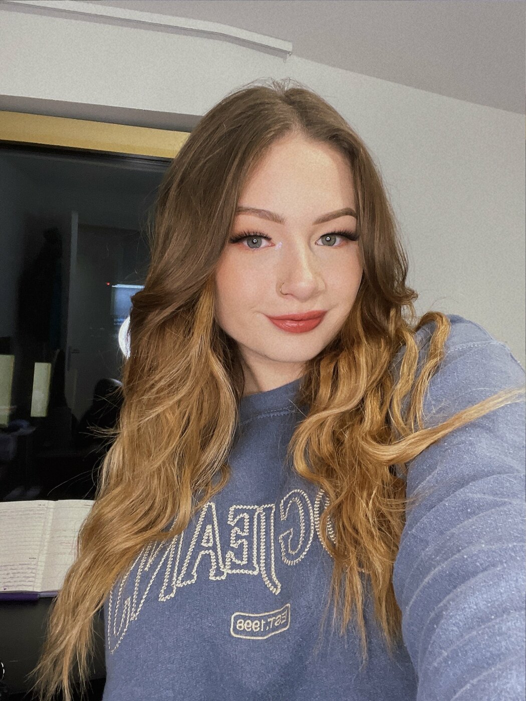 Evie Gee bby_gee