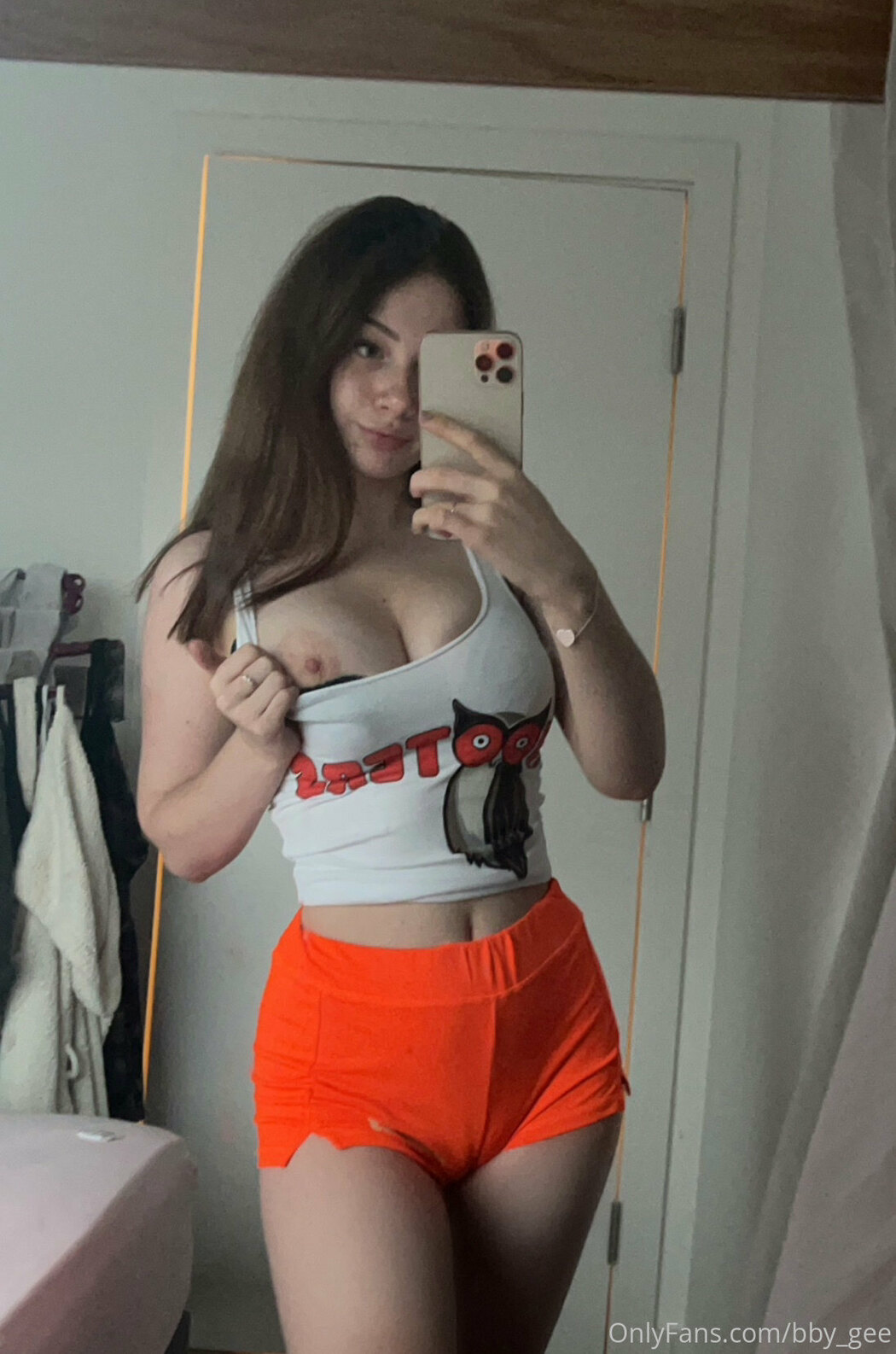 Evie Gee bby_gee