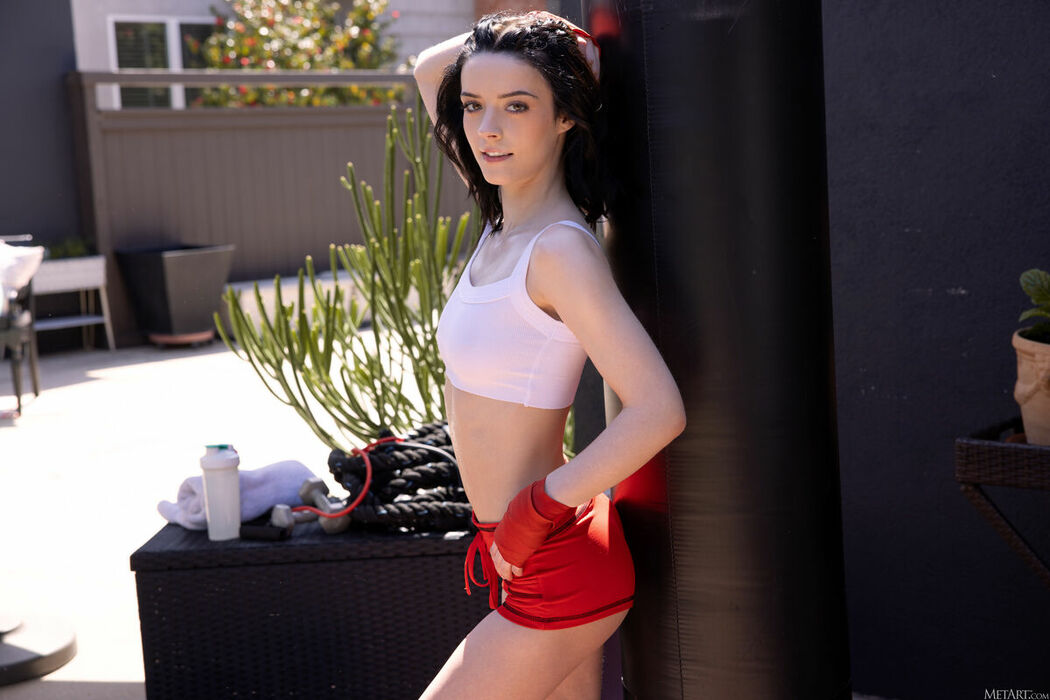 MetArt Lilly Redd – Presenting Lilly Redd Part01 (60P)