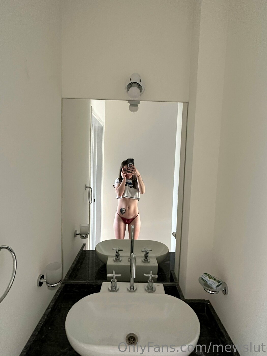mewslut