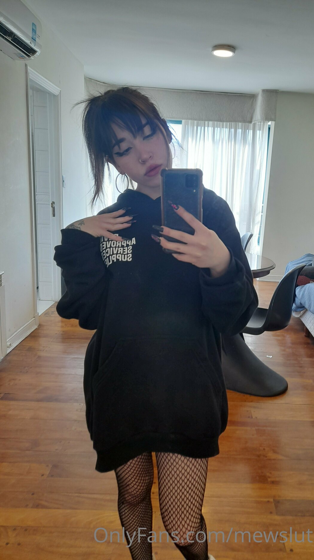 mewslut