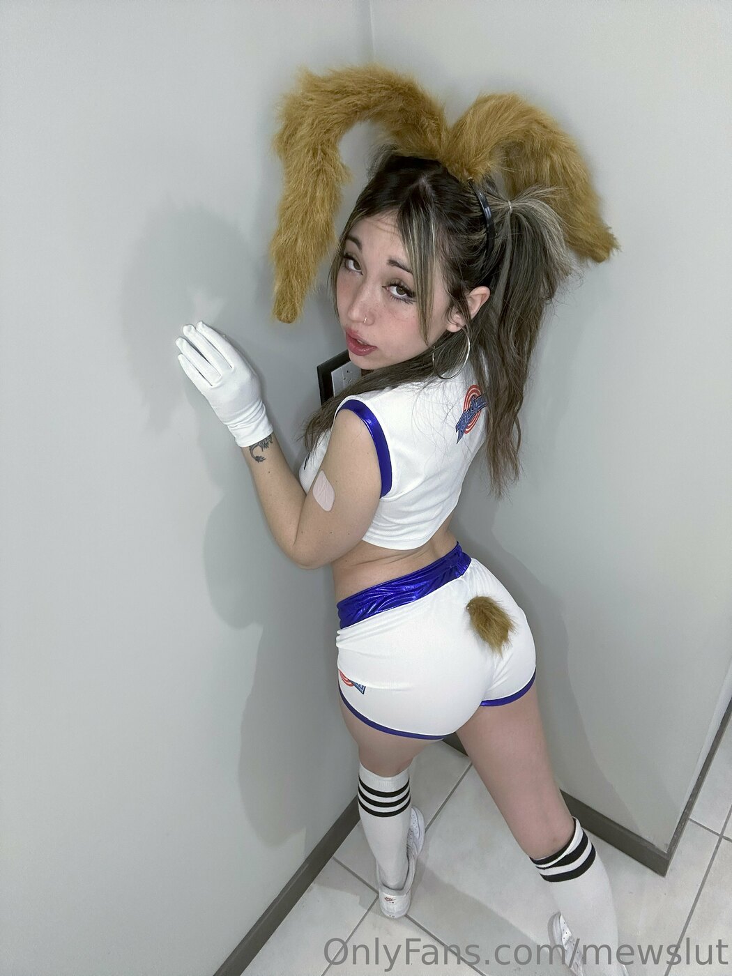 mewslut