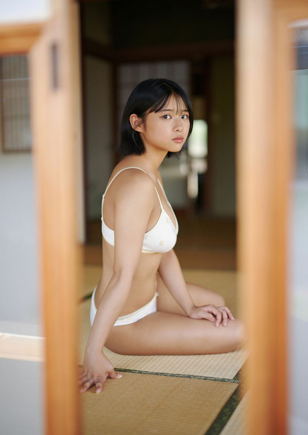 JP Miku Kuwajima 桑島海空 – ラスト サマー ビキニ DOLCEデジタル写真集 (54P)