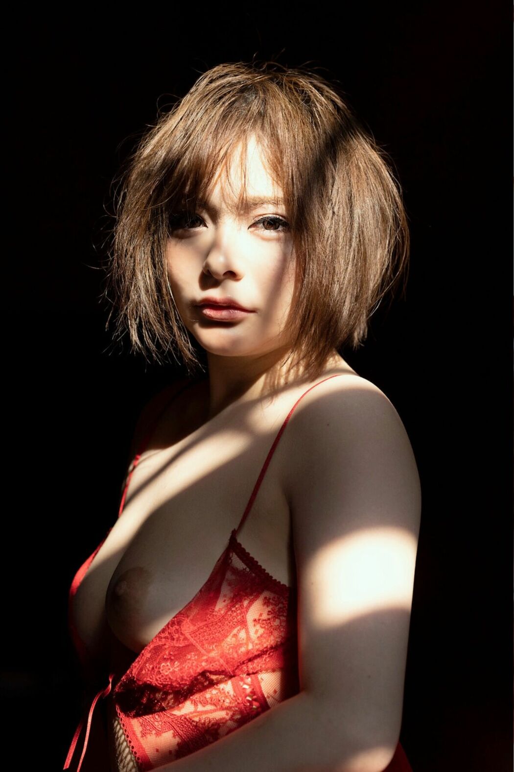 JP いちか先生 – 週刊ポストデジタル写真集 有名TikToker バズる爆乳ヌード (64P)