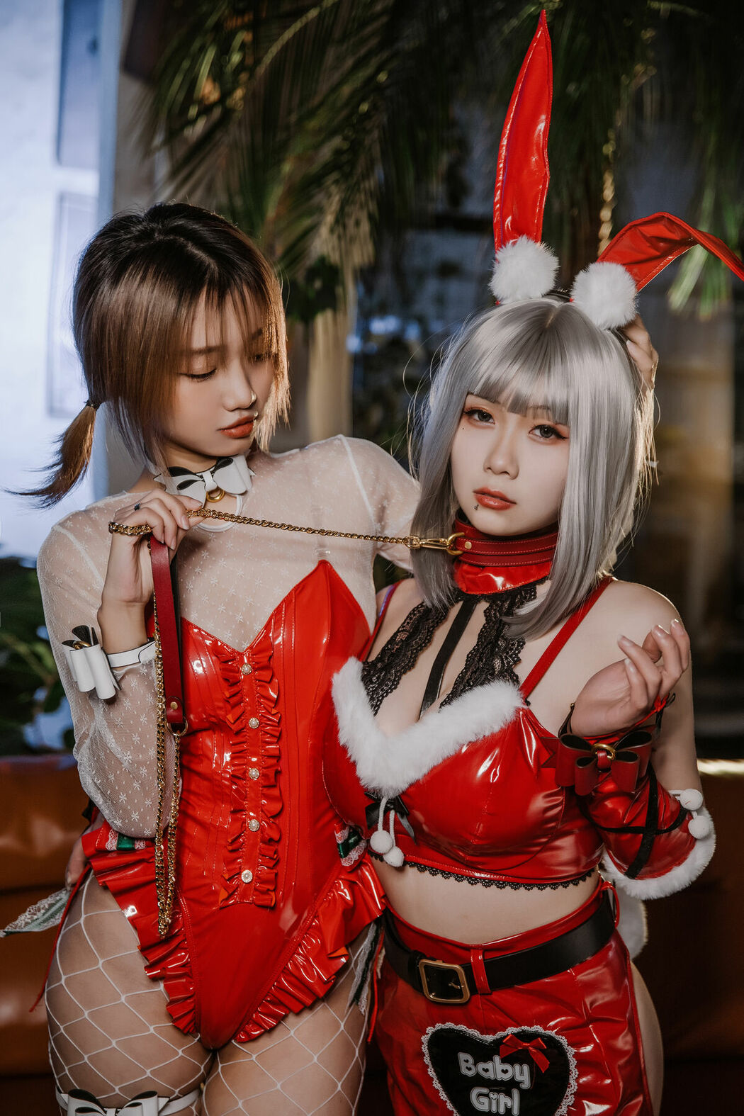 Coser@柒柒要乖哦 And 末夜787 – 双人圣诞礼物 (65P)