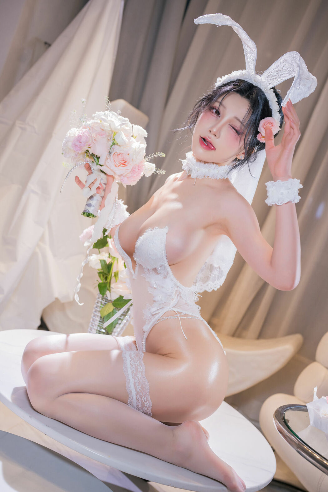 Coser@水淼Aqua – Aqua Birthday Bunny 生日婚纱兔女郎 (55P)