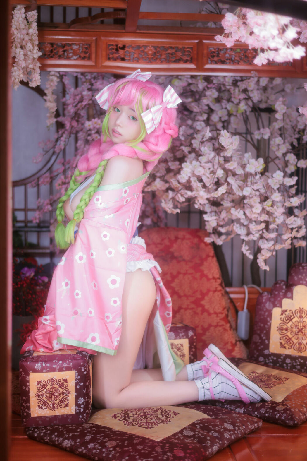 Yeon Woo 연우 – MITSURI Part03 (54P)