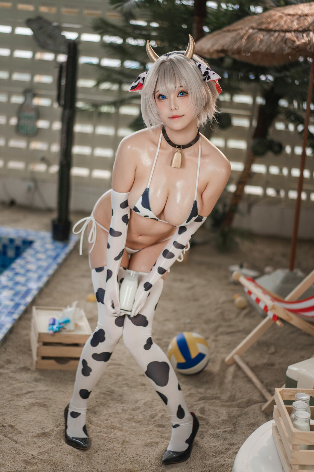 Coser@蜜汁猫裘 – 棕色尘埃 奶牛 Part01 (59P – 2V)