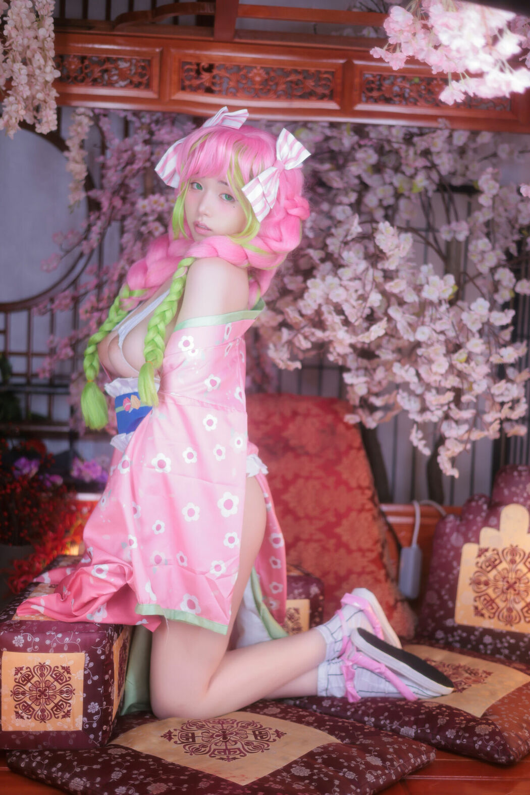 Yeon Woo 연우 – MITSURI Part03 (54P)