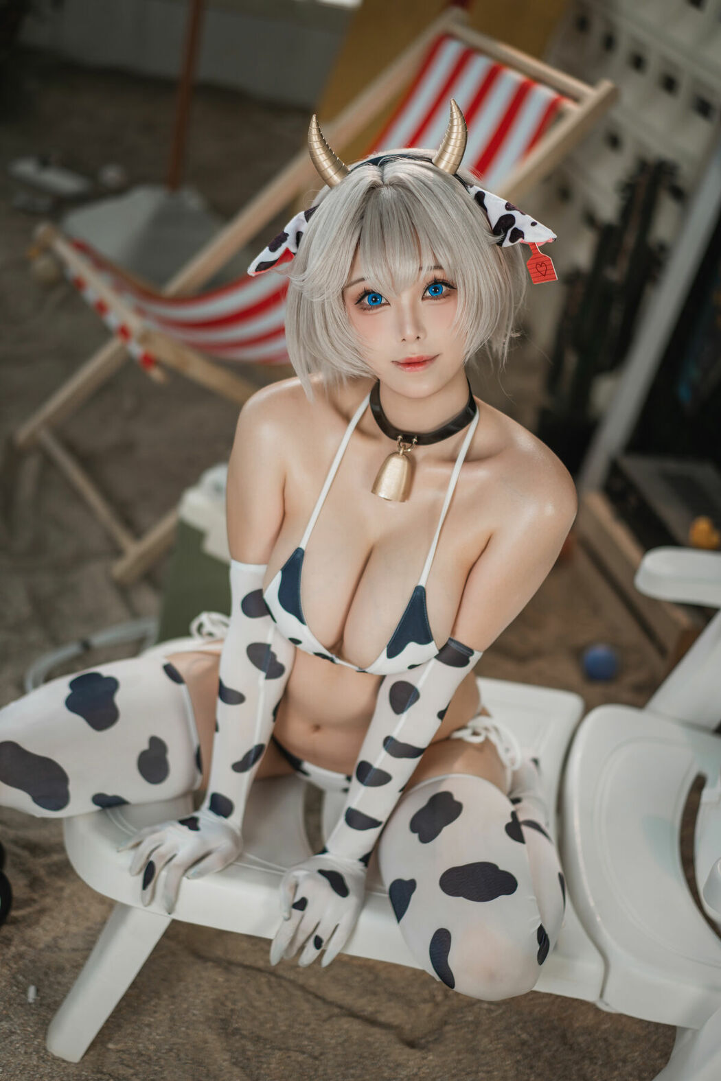 Coser@蜜汁猫裘 – 棕色尘埃 奶牛 Part01 (59P – 2V)