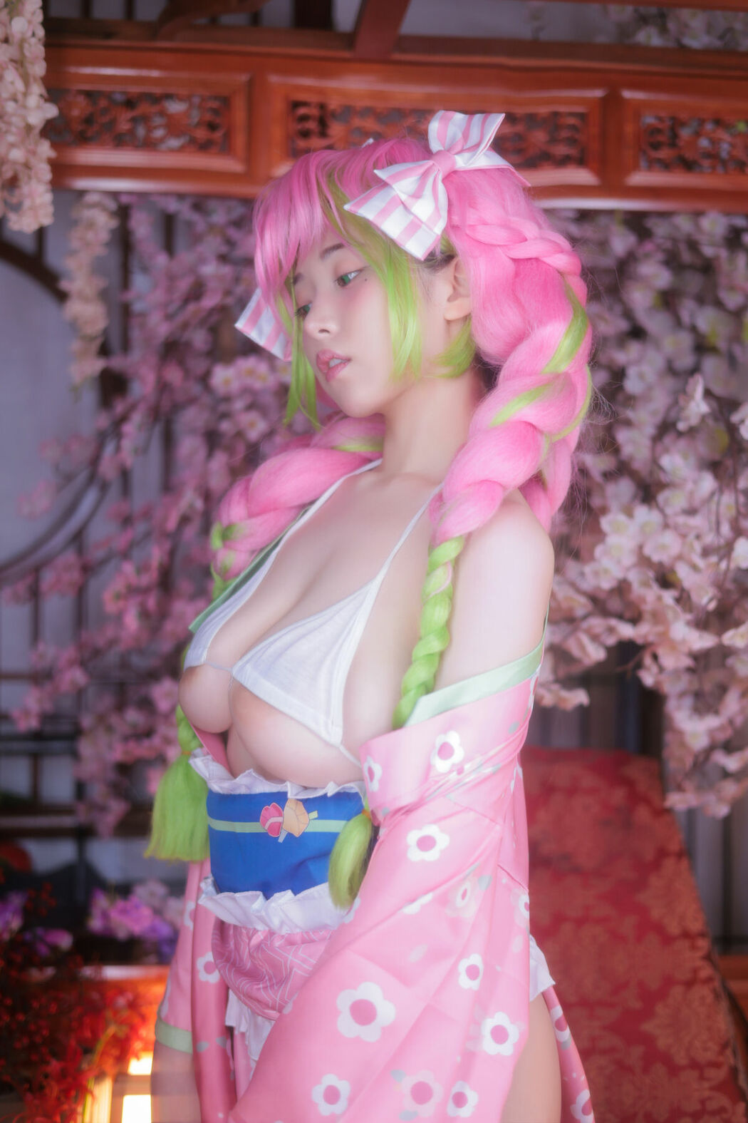 Yeon Woo 연우 – MITSURI Part03 (54P)