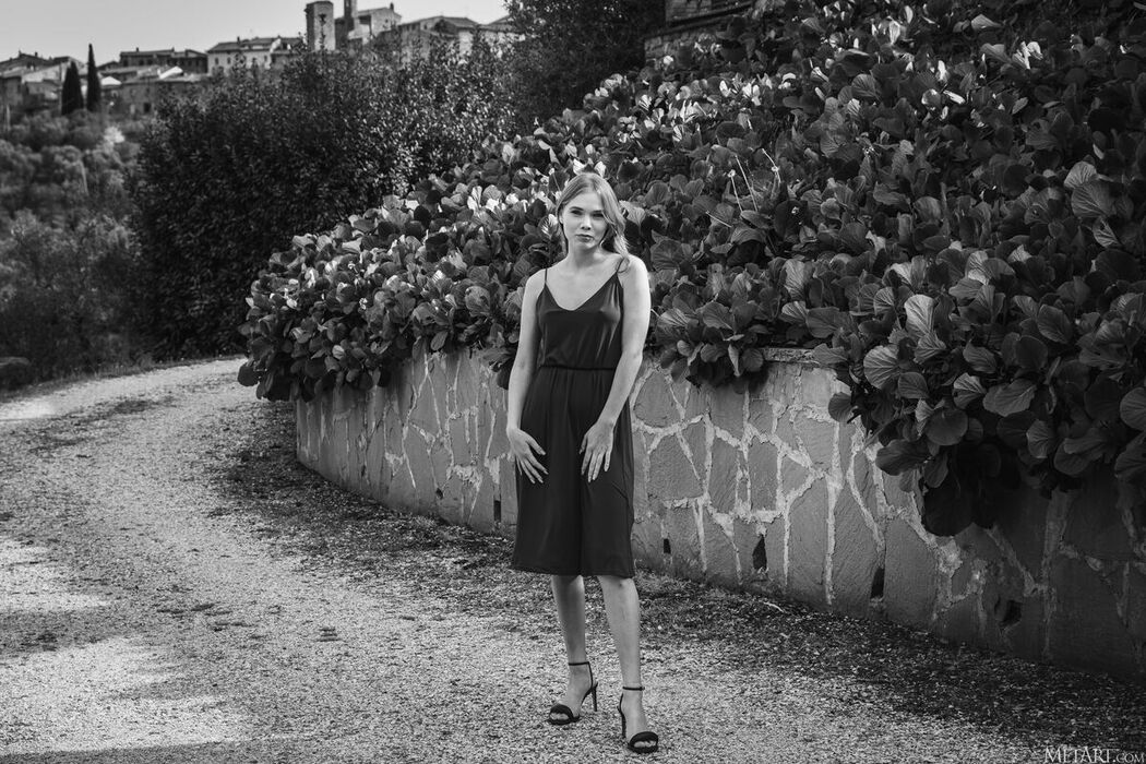 MetArt Luise – Harvest Heart Part02 (68P)