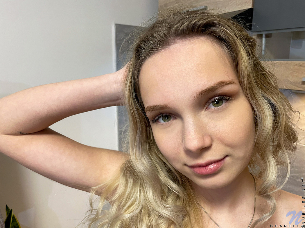 Chanell Playing With Her Hard Nips And Then Finger Fucking Her Bare Cooch