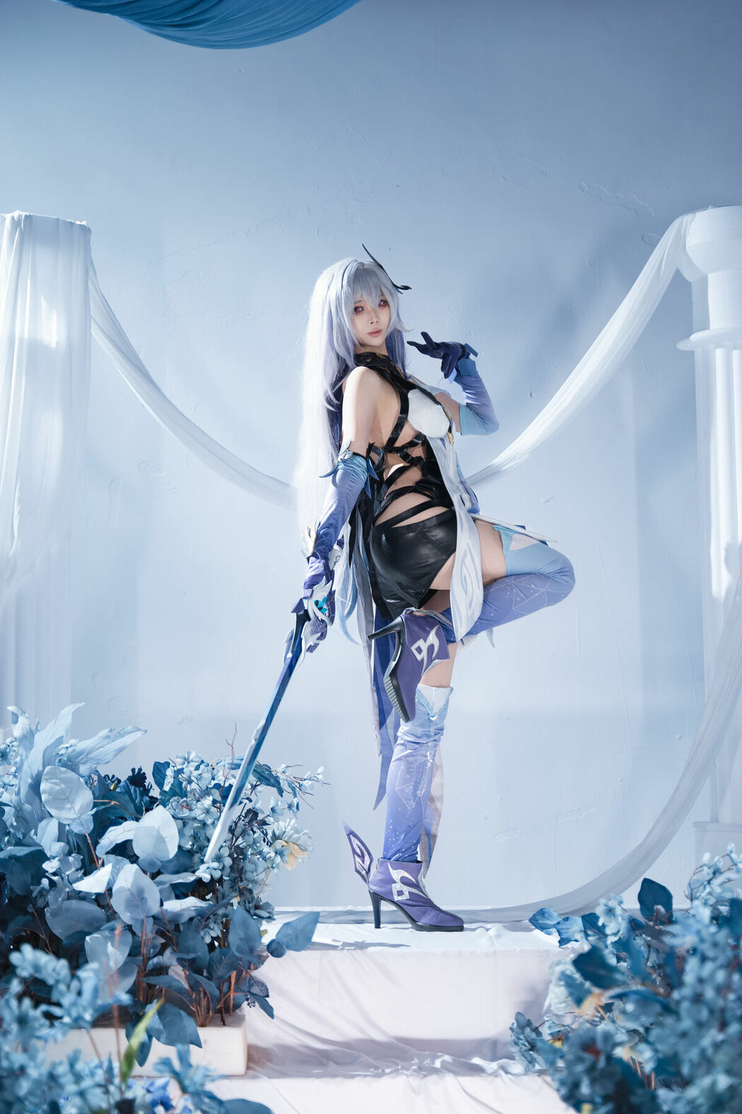 Coser@上杉绘梨落 – 原神 丝柯克 Part01 (60P)