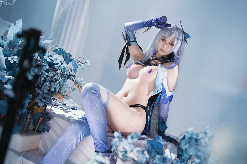 Coser@上杉绘梨落 – 原神 丝柯克 Part02 (60P)