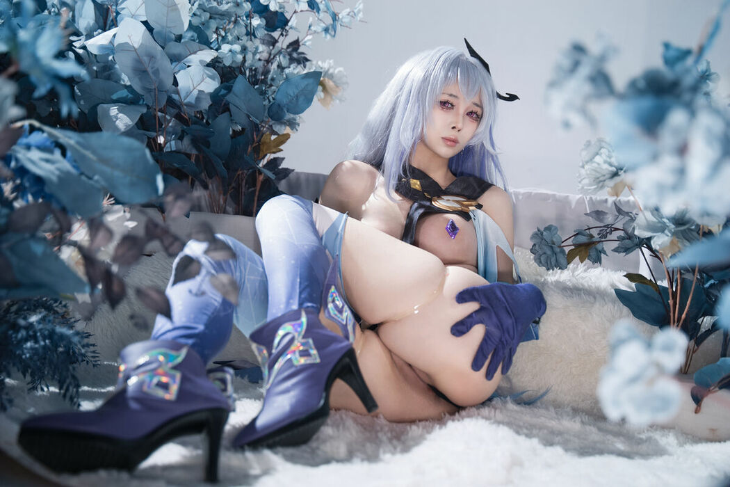 Coser@上杉绘梨落 – 原神 丝柯克 Part01 (60P)