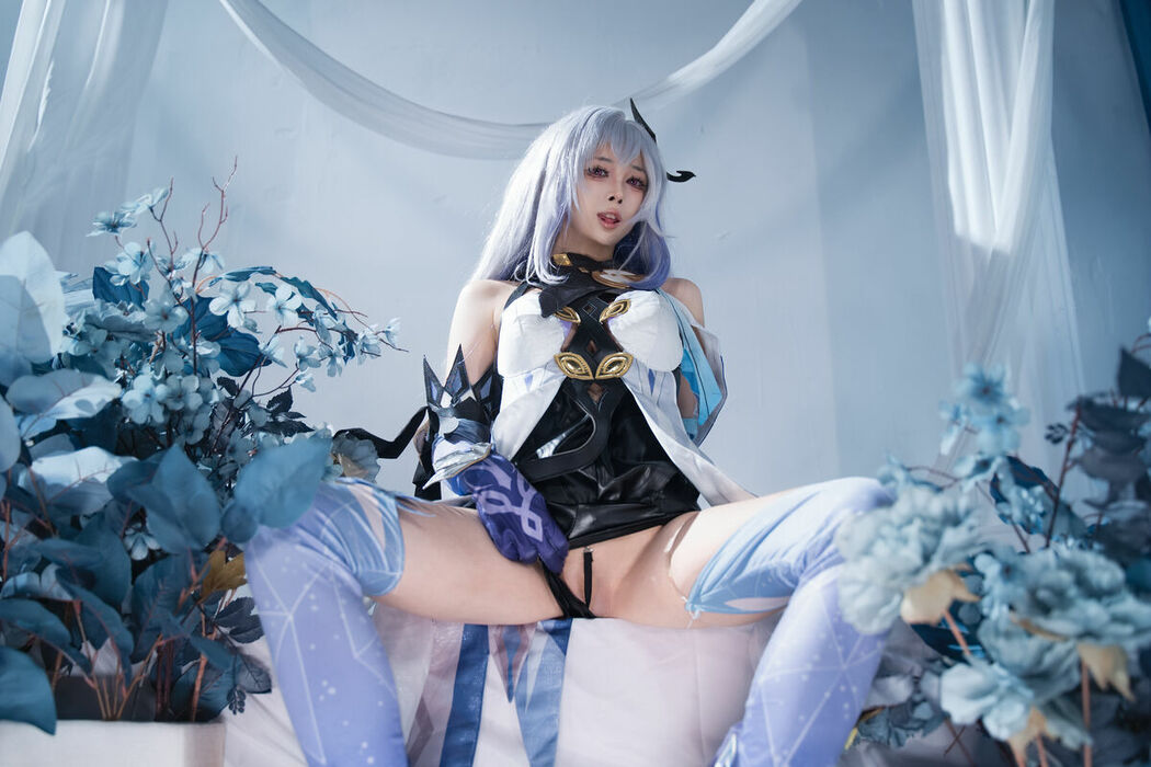 Coser@上杉绘梨落 – 原神 丝柯克 Part01 (60P)