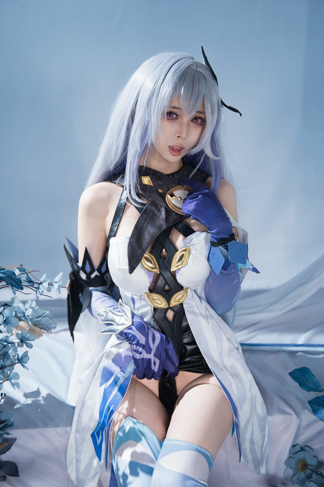 Coser@上杉绘梨落 – 原神 丝柯克 Part01 (60P)