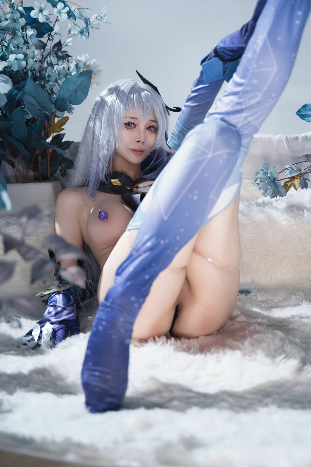 Coser@上杉绘梨落 – 原神 丝柯克 Part01 (60P)
