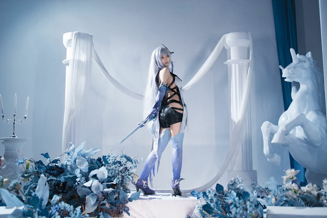 Coser@上杉绘梨落 – 原神 丝柯克 Part01 (60P)