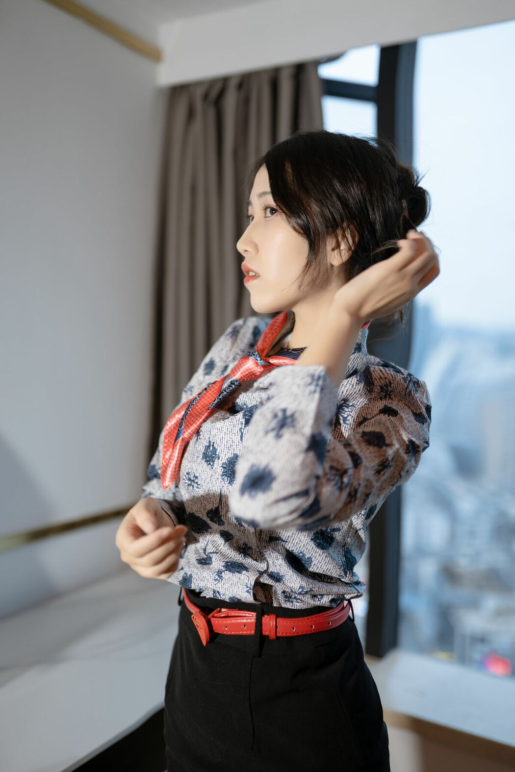 Coser@不呆猫 – 东航空姐制服 (67P – 1V)