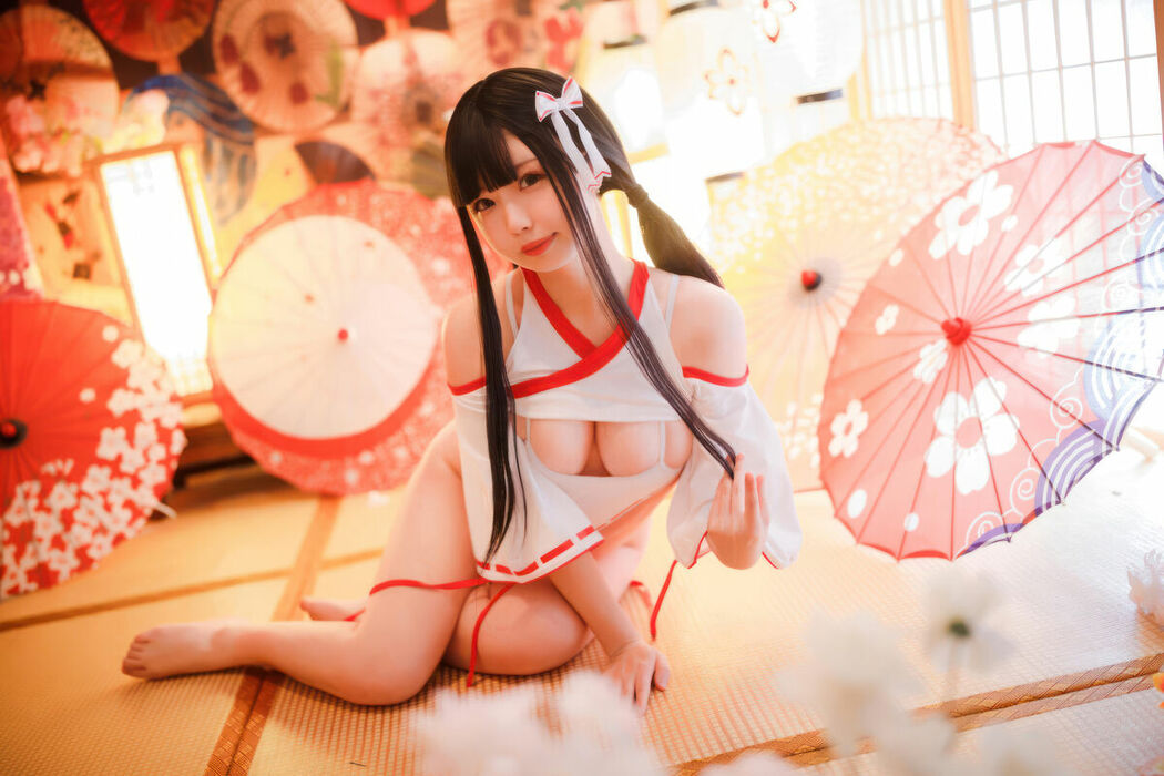 Coser@胡桃猫Kurumineko And 十万珍吱伏特 – 巫女And僵尸 Part01 (62P)