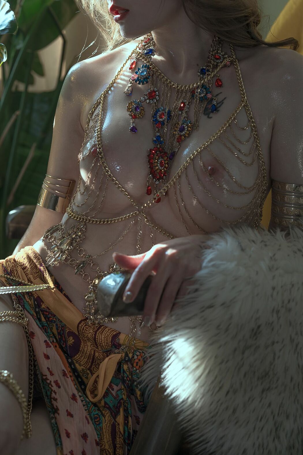 Coser@鹿八岁 – 神明少女 (44P)