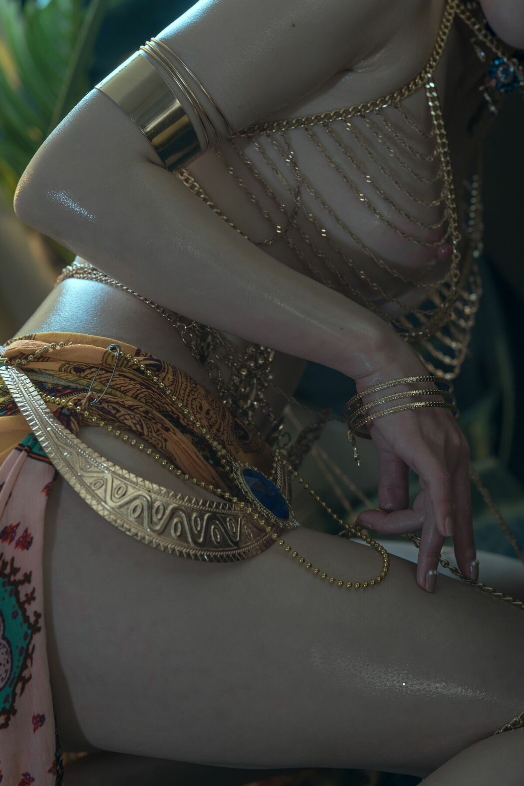 Coser@鹿八岁 – 神明少女 (44P)