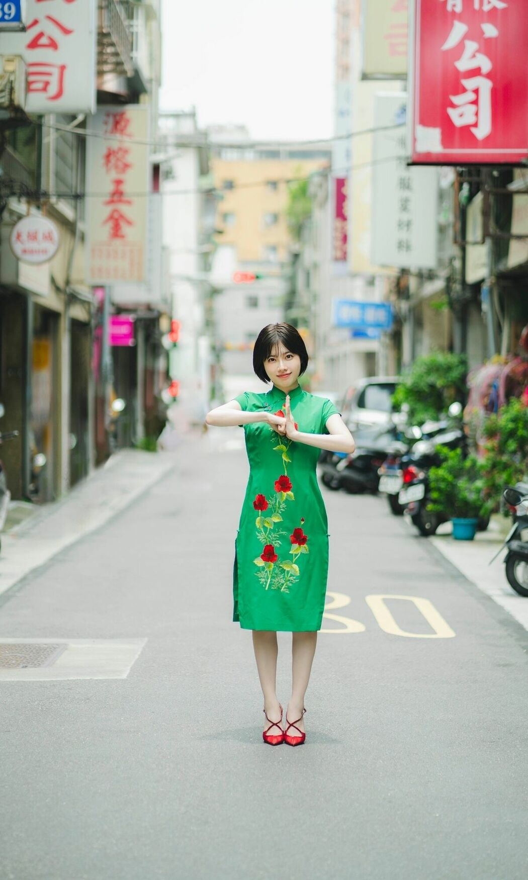 JP Karin Isobe 礒部花凜 – 週プレ プラス アザーカット集 かりんとりっぷ prologue 週プレ PHOTO BOOK (32P)