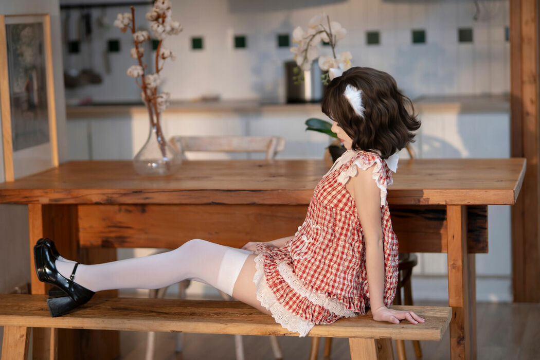 Coser@Bangni邦尼 – 木屋喵语 (81P – 3V)