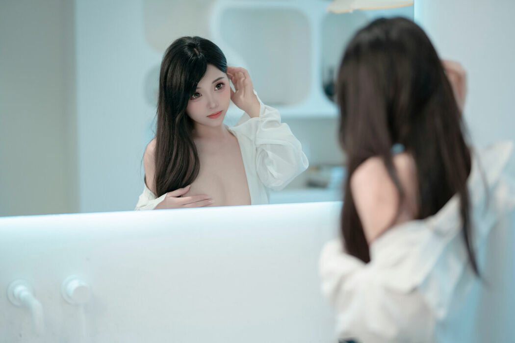 Coser@Bangni邦尼 – 男友衬衣 Part02 (50P)