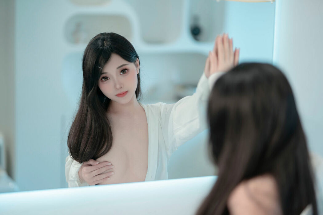 Coser@Bangni邦尼 – 男友衬衣 Part02 (50P)